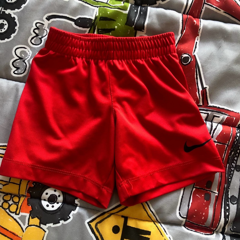 EUC Nike 2T Toddler Red Basketball Shorts